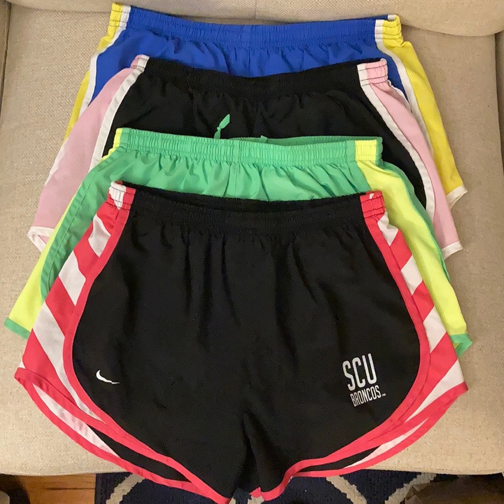 Nike Tempo Running Short (4) - Size Small